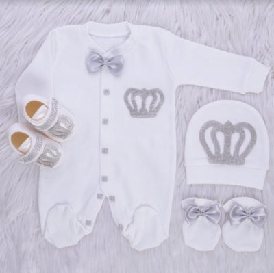 𝗟𝘂𝘅𝘂𝗿𝘆 𝗡𝗲𝘄𝗯𝗼𝗿𝗻 Home Welcoming 4-Piece set ( grey bow, silver crown)
