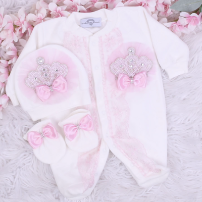 𝗟𝘂𝘅𝘂𝗿𝘆 𝗡𝗲𝘄𝗯𝗼𝗿𝗻 Home Welcoming 3-Piece VELVET set ( pink bow, pearl crown)