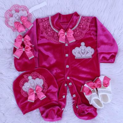 Handmade Hot pink LUXE Velvet 𝗡𝗲𝘄𝗯𝗼𝗿𝗻 Home Welcoming 5-Piece set