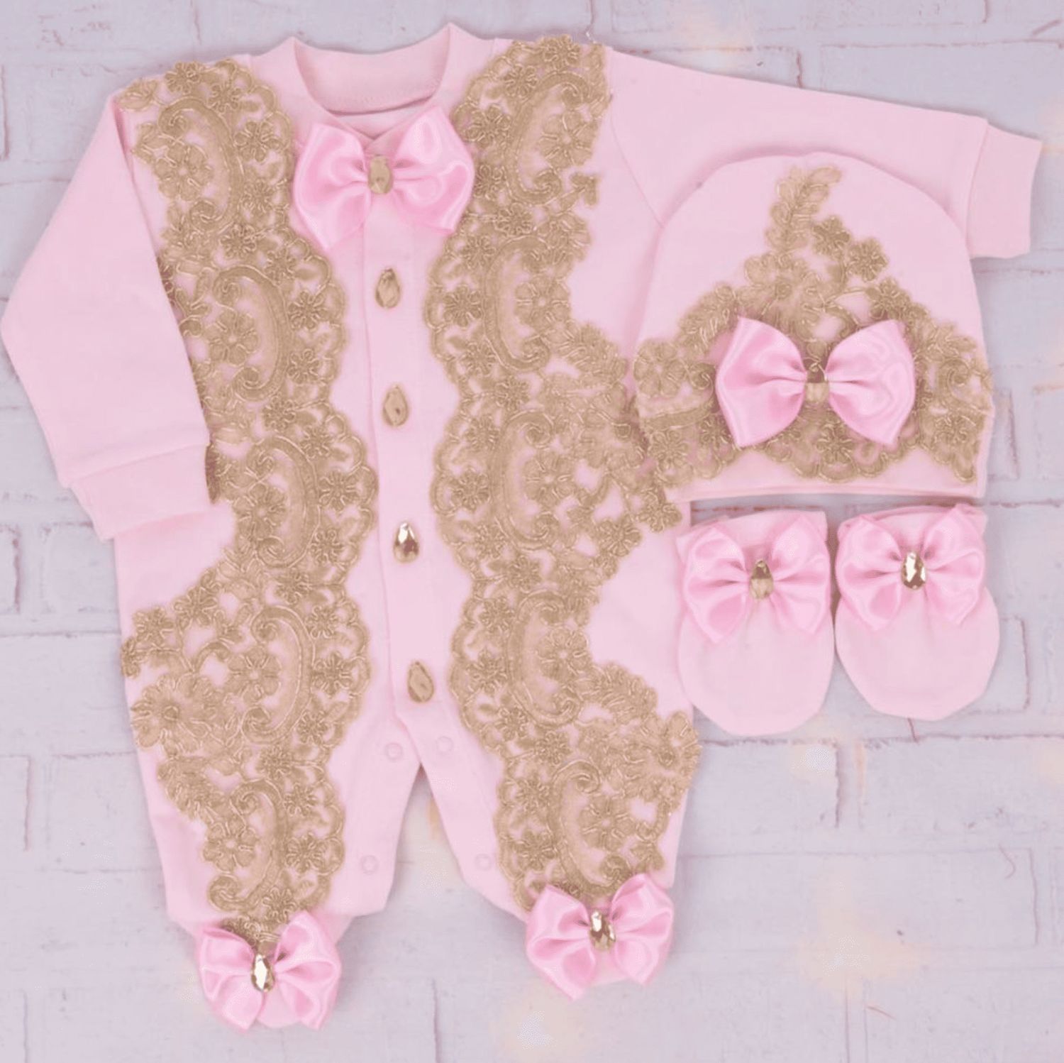 Handmade Pink and golden LUXE Velvet 𝗡𝗲𝘄𝗯𝗼𝗿𝗻 Home Welcoming 3-Piece set