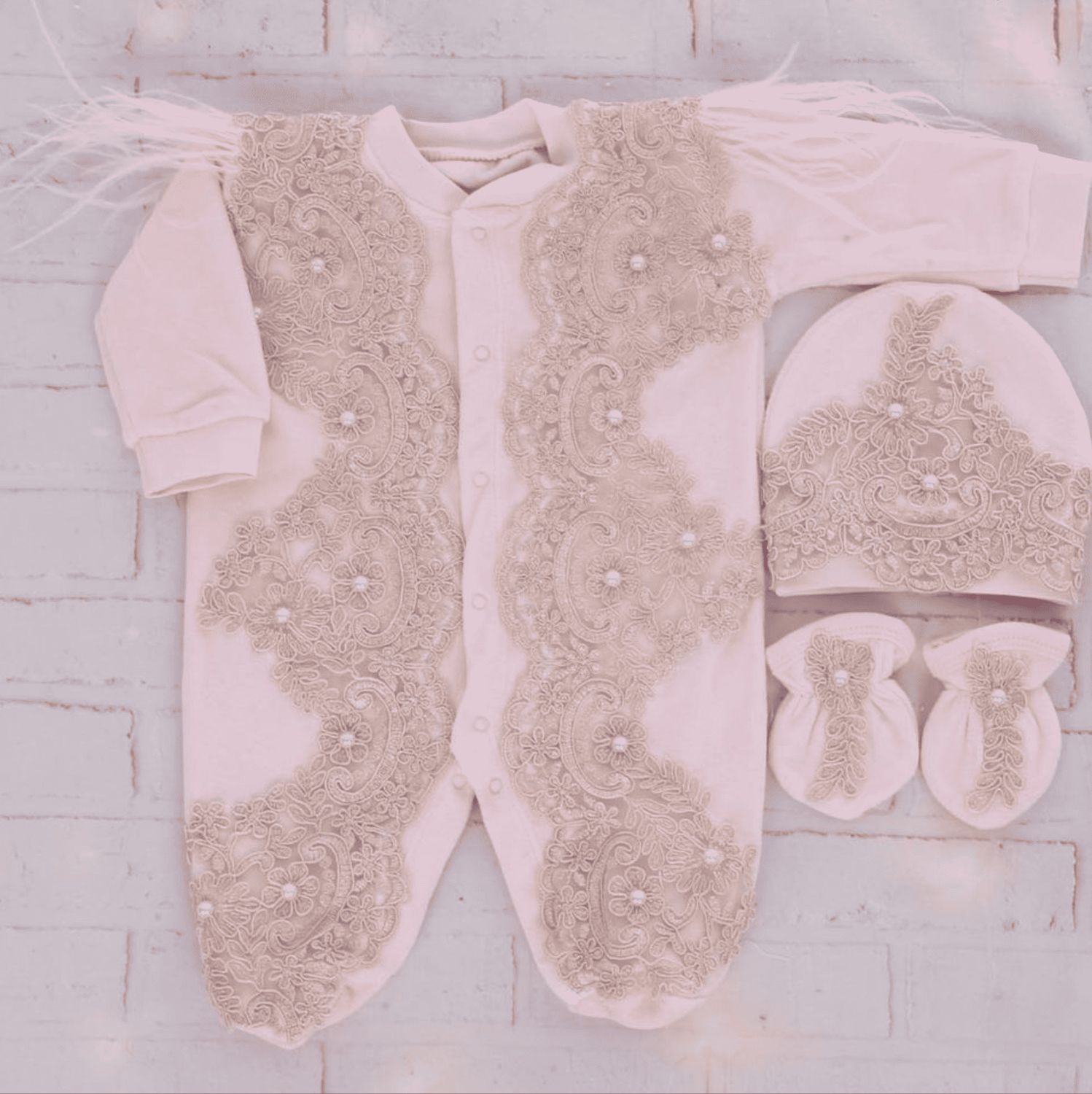 Handmade light Pink and beige LUXE Velvet 𝗡𝗲𝘄𝗯𝗼𝗿𝗻 Home Welcoming 3-Piece set