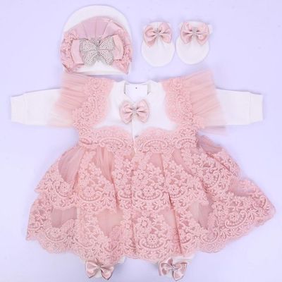 𝗟𝘂𝘅𝘂𝗿𝘆 𝗡𝗲𝘄𝗯𝗼𝗿𝗻 Butterfly lace Dress