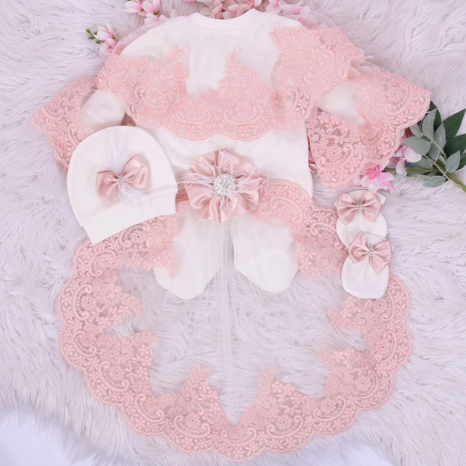 𝗡𝗲𝘄𝗯𝗼𝗿𝗻 Valentino lace Dress