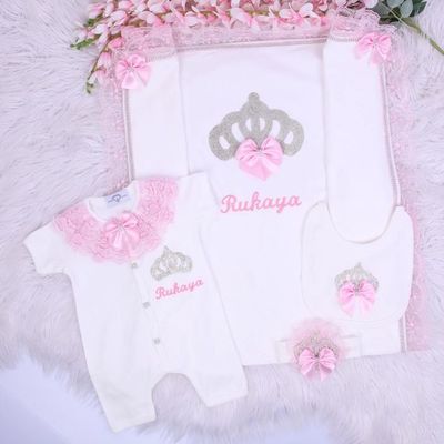 Handmade 𝗟𝘂𝘅𝘂𝗿𝘆 𝗡𝗲𝘄𝗯𝗼𝗿𝗻 Home Welcoming 4-Piece set ( pink lace with silver crown)