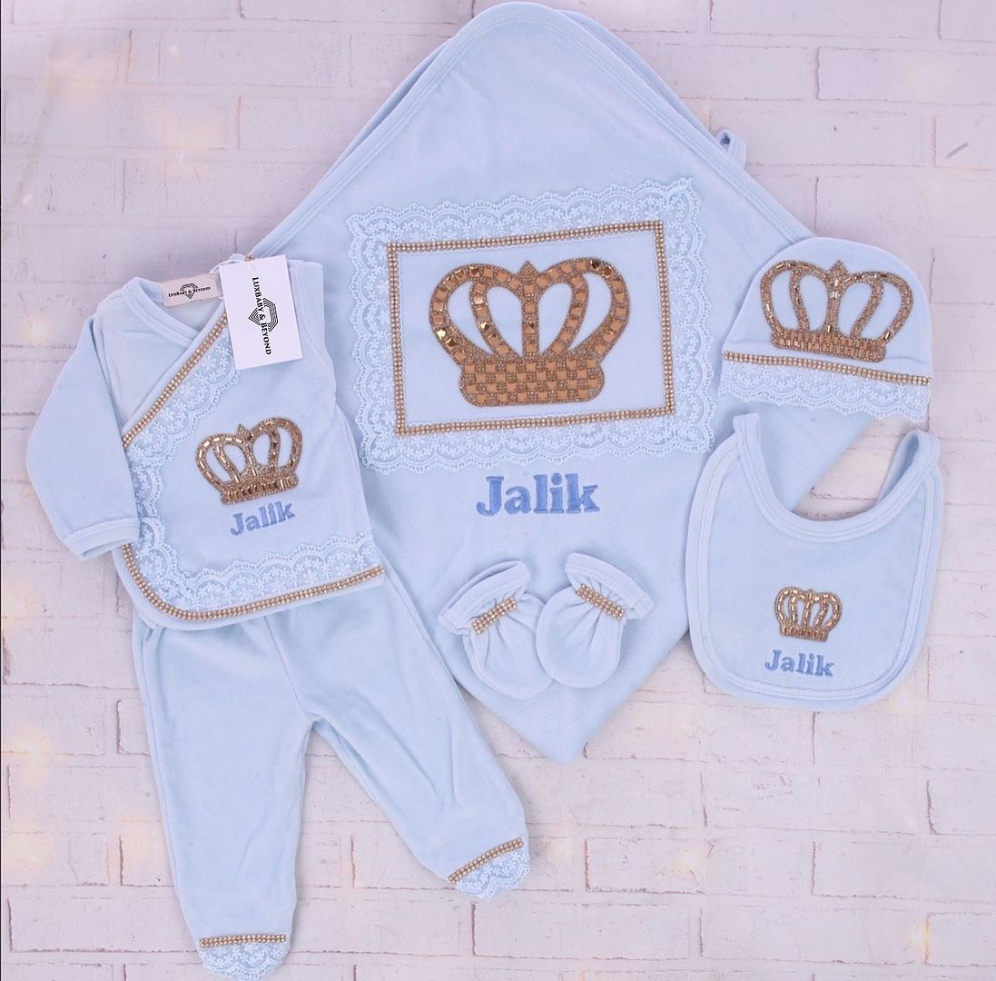 Luxury 6-Piece Baby boy Hospital Exit Outfit ( Golden Crown)