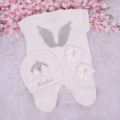 Handmade 𝗟𝘂𝘅𝘂𝗿𝘆 𝗡𝗲𝘄𝗯𝗼𝗿𝗻 Home Welcoming 3-Piece set ( White bow silver crown)
