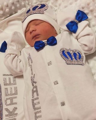 𝗟𝘂𝘅𝘂𝗿𝘆 𝗡𝗲𝘄𝗯𝗼𝗿𝗻 Home Welcoming 4-Piece set (  Royal blue bow+ Silver Crown)