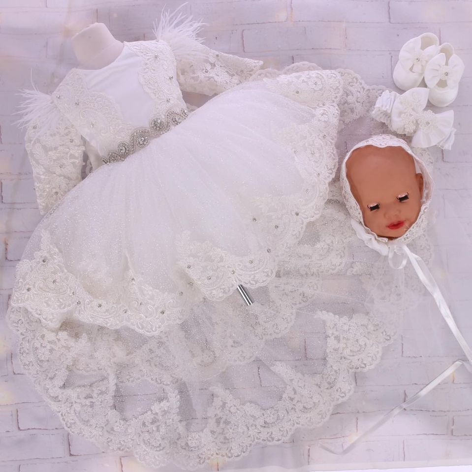 Luxurious high low white dress with headband and shoes