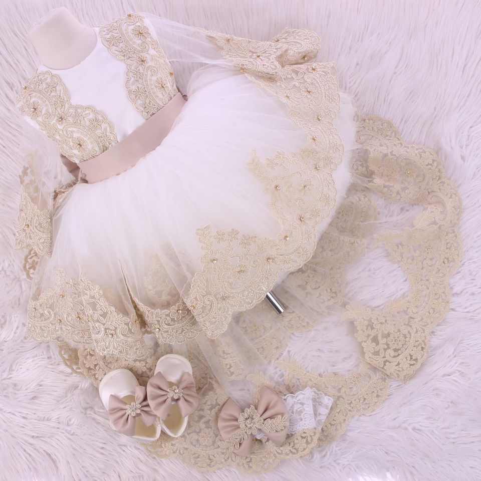 Luxurious high low white dress with headband and shoes ( White &amp; Beige)