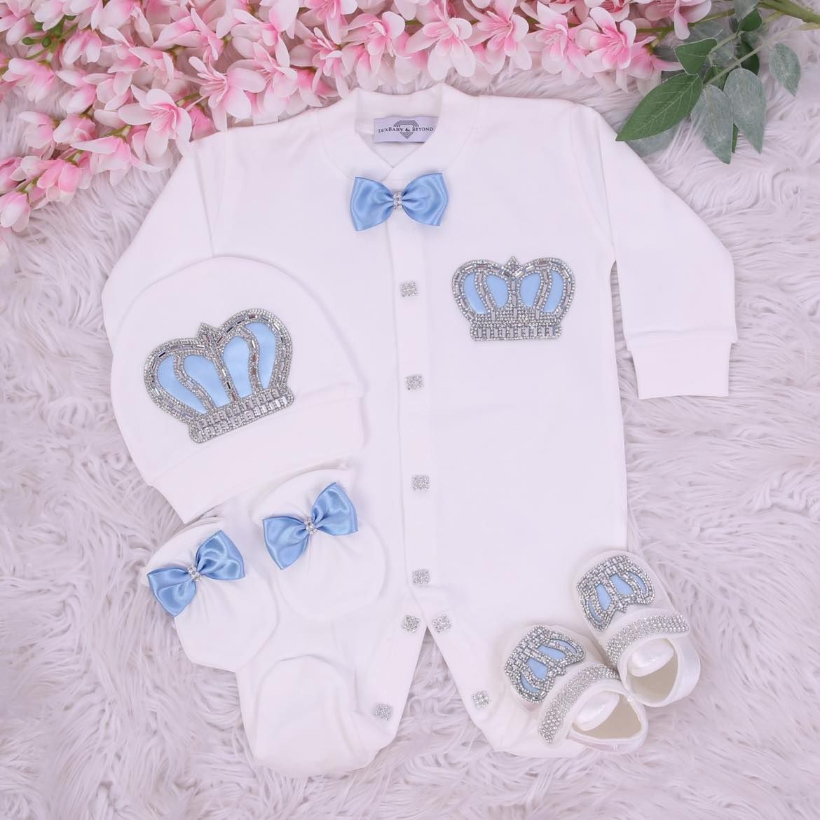 Handmade luxury Newborn Home Welcoming 5-Piece set ( Blue bow, silver crown) With Shoes and Velvet soft Blanket