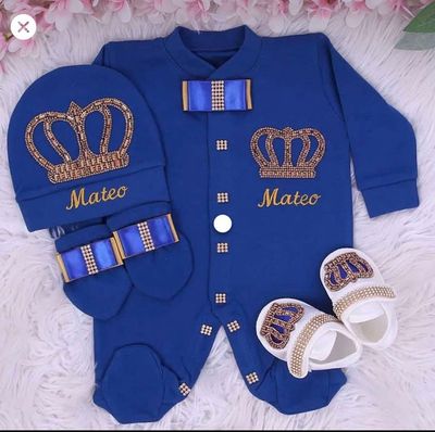𝗟𝘂𝘅𝘂𝗿𝘆 𝗡𝗲𝘄𝗯𝗼𝗿𝗻 home welcoming 4-Piece set royal blue and golden bow, golden crown)