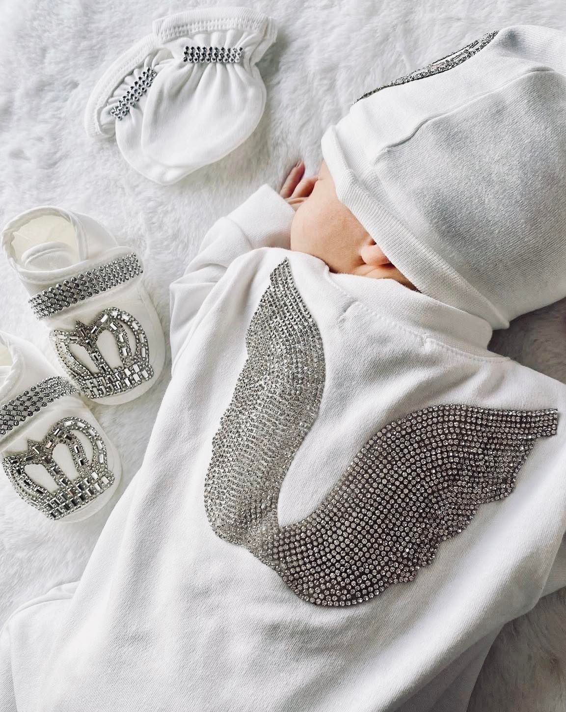 Exclusive Royal 4 Piece Baby Hospital Exit Bling Outfit (White Bow , Silver crown)