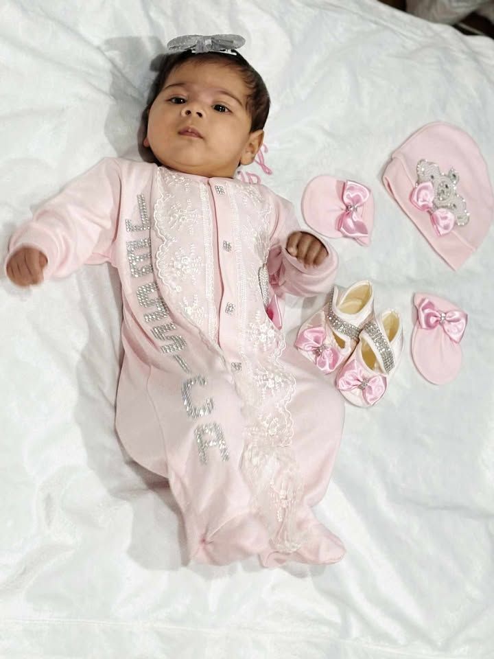Handmade luxury Newborn Angel Wings Home Welcoming 5-Piece set ( Pink bow, Pearl crown) With Shoes and Velvet Blanket