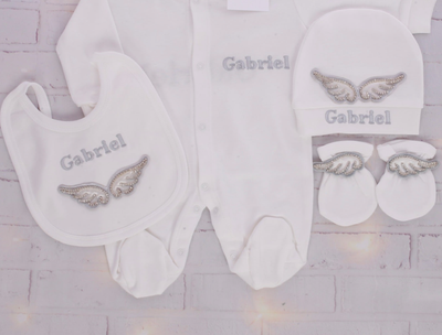 𝗟𝘂𝘅𝘂𝗿𝘆 𝗡𝗲𝘄𝗯𝗼𝗿𝗻 Home Welcoming 4-Piece 𝗢𝘂𝘁𝗳𝗶𝘁 ( angel wings - Grey/ Silver)