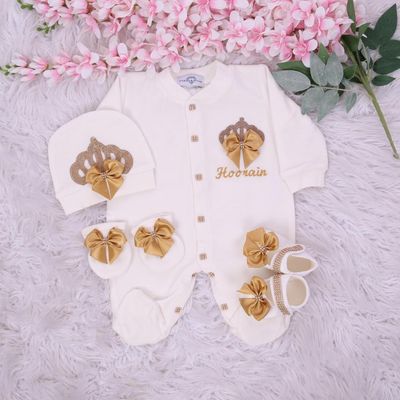𝗟𝘂𝘅𝘂𝗿𝘆 𝗡𝗲𝘄𝗯𝗼𝗿𝗻 home welcoming 4-Piece set (creamy golden bow,  golden crown )