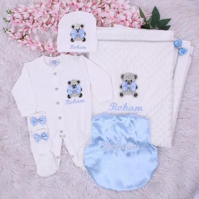 Handmade 𝗟𝘂𝘅𝘂𝗿𝘆 𝗡𝗲𝘄𝗯𝗼𝗿𝗻 Home Welcoming 5-Piece set ( light blue bow &amp; Silver bear)