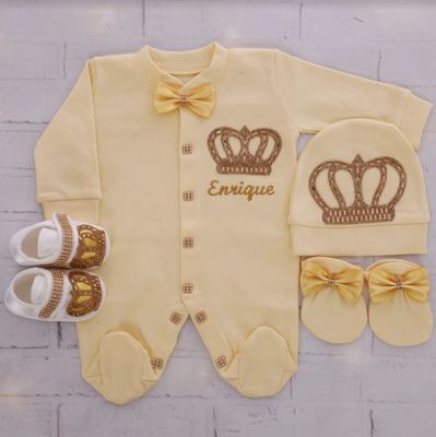 𝗟𝘂𝘅𝘂𝗿𝘆 𝗡𝗲𝘄𝗯𝗼𝗿𝗻 home welcoming 4-Piece set ( yellow bow , golden crown )