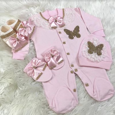 𝗟𝘂𝘅𝘂𝗿𝘆 𝗡𝗲𝘄𝗯𝗼𝗿𝗻 home welcoming 4-Piece set (pink bow, white lace bow, butterfly )