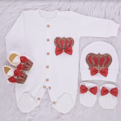 𝗟𝘂𝘅𝘂𝗿𝘆 𝗡𝗲𝘄𝗯𝗼𝗿𝗻 Home Welcoming 4-Piece set ( red bow, golden crown)