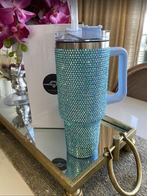 𝗟𝘂𝘅𝘂𝗿𝘆 𝗛𝗮𝗻𝗱𝗰𝗿𝗮𝗳𝘁𝗲𝗱 𝗧𝘂𝗺𝗯𝗹𝗲𝗿 - 40oz Insulated Cold COOL HOT Tumbler Handle and Straw, Stainless Steel Tumbler Car Mug Outdoor Sports Travel (BLUE)