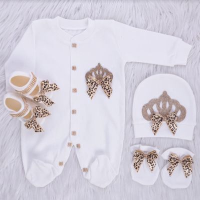 𝗟𝘂𝘅𝘂𝗿𝘆 𝗡𝗲𝘄𝗯𝗼𝗿𝗻 Home Welcoming 4-Piece set ( leopard print bow, golden crown)