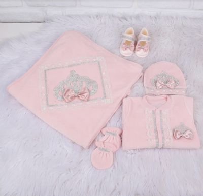 Handmade 𝗟𝘂𝘅𝘂𝗿𝘆 𝗡𝗲𝘄𝗯𝗼𝗿𝗻 Home Welcoming 5-Piece set ( white Lace  /silver  crown/blush bow )