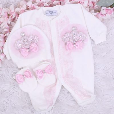𝗟𝘂𝘅𝘂𝗿𝘆 𝗡𝗲𝘄𝗯𝗼𝗿𝗻 Home Welcoming 3-Piece VELVET set ( pink bow, pearl crown)