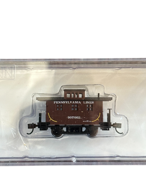 N Scale Old- Time Bobber Caboose Pennsylvania Lines #997662