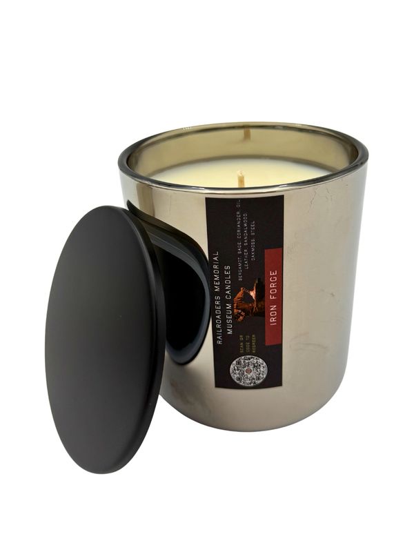 Iron Forge Chromatic Candle