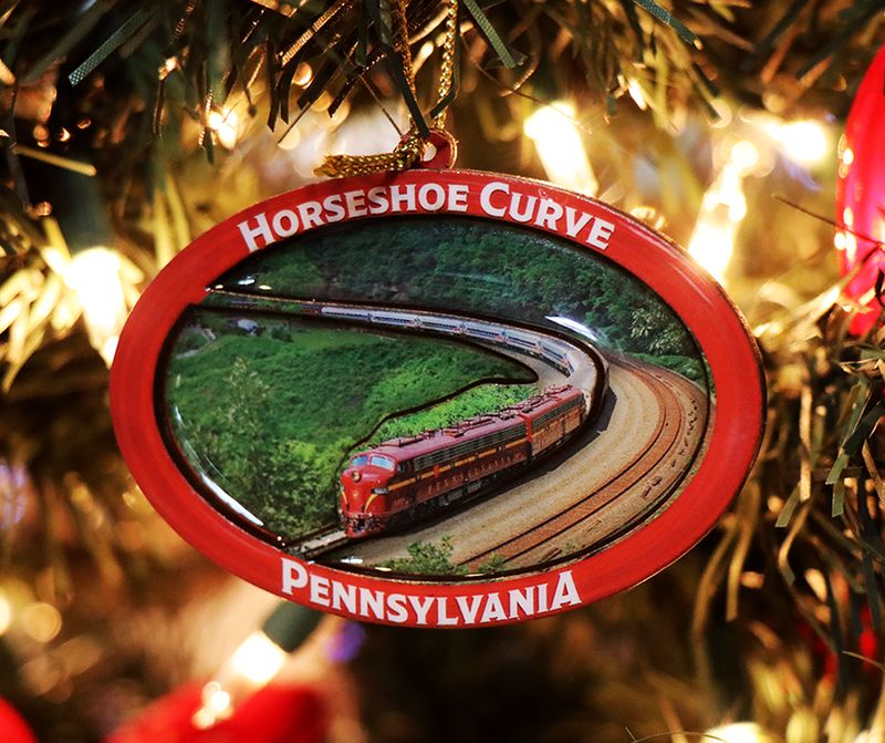 E8 - HSC Epoxy Ornament