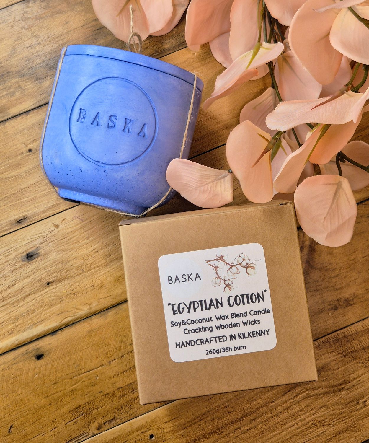 &quot;EGYPTIAN COTTON&quot; natural scented candle