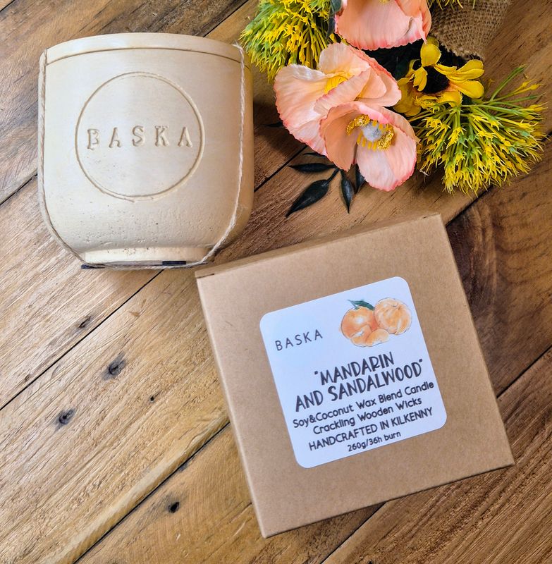 &quot;MANDARIN &amp; SANDALWOOD&quot; natural scented candle