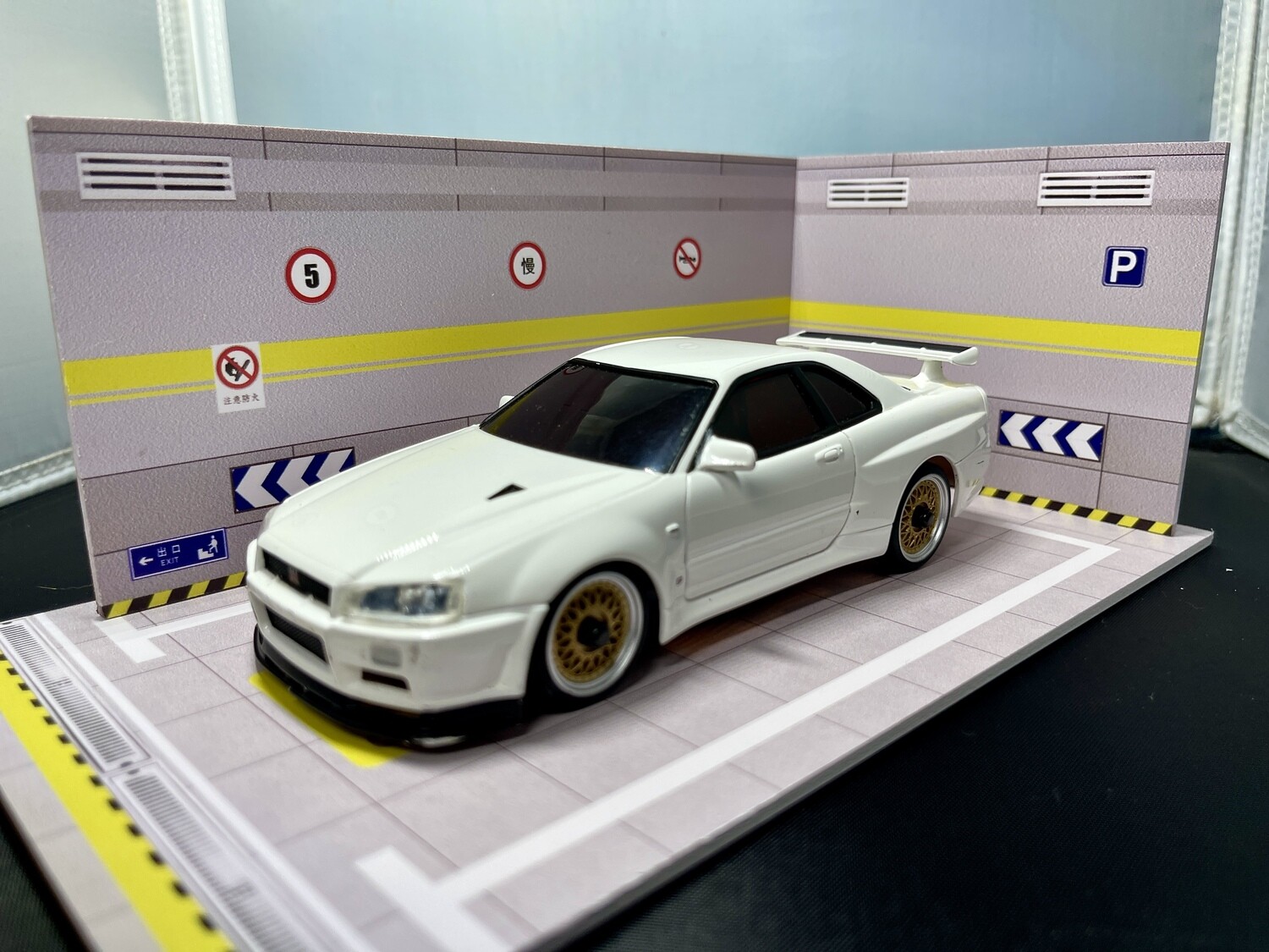 Diorama - Yellow Stripe Original $8