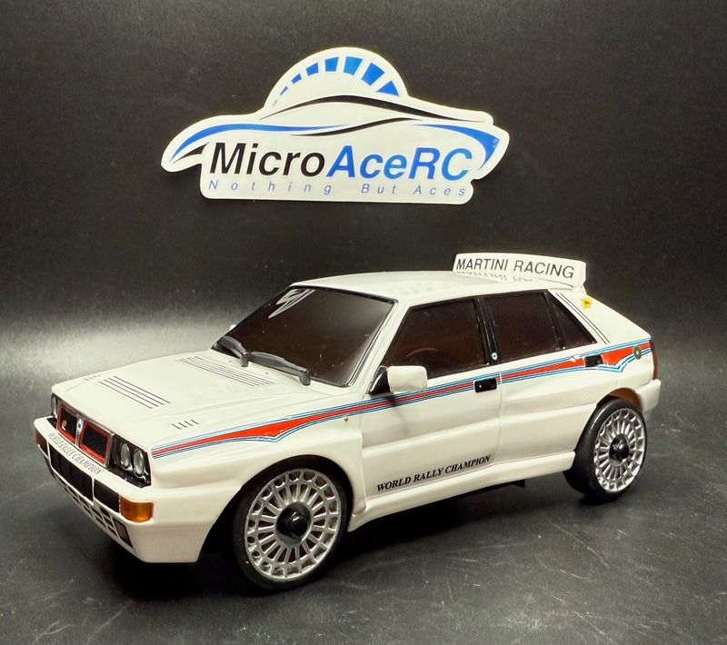 Used Kyosho Mini-Z Lancia Delta HF Integrale White MZX402WM 1/28 Martini Racing Used Kyosho Mini-Z Lancia Delta HF Integrale White MZX402WM 1/28 Martini Racing