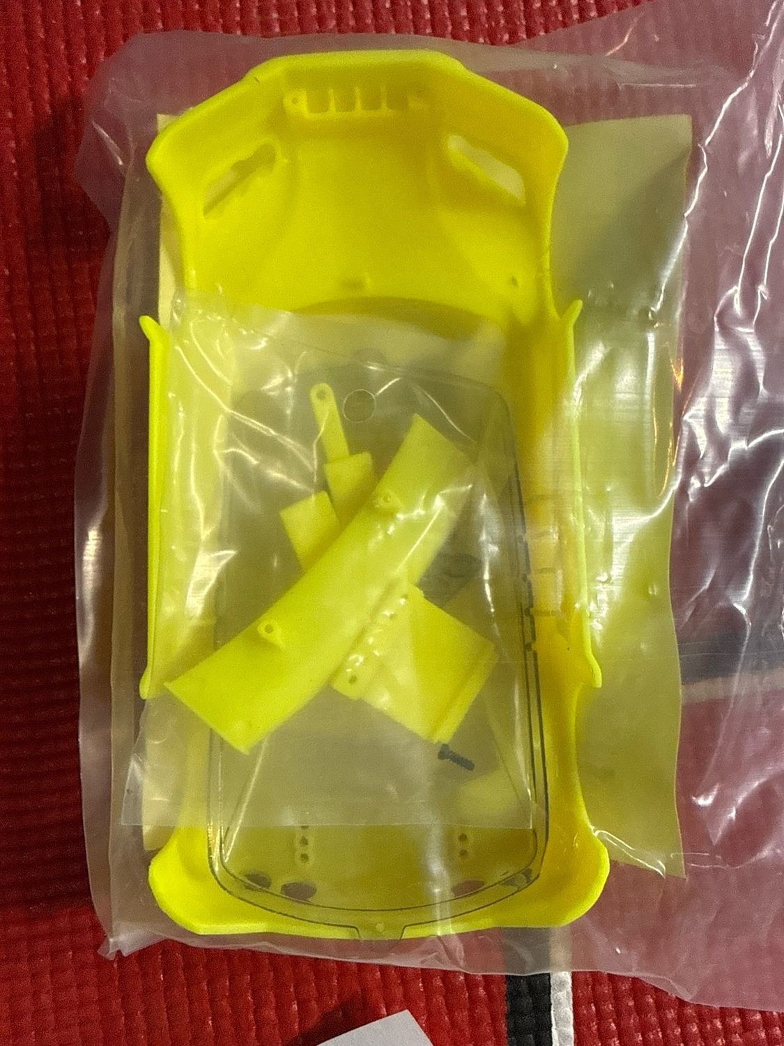GT01 Unpainted Body Set - Jomurema Neon Yellow JOM280355 GT01 Unpainted Body Set - Jomurema Neon Yellow JOM280355