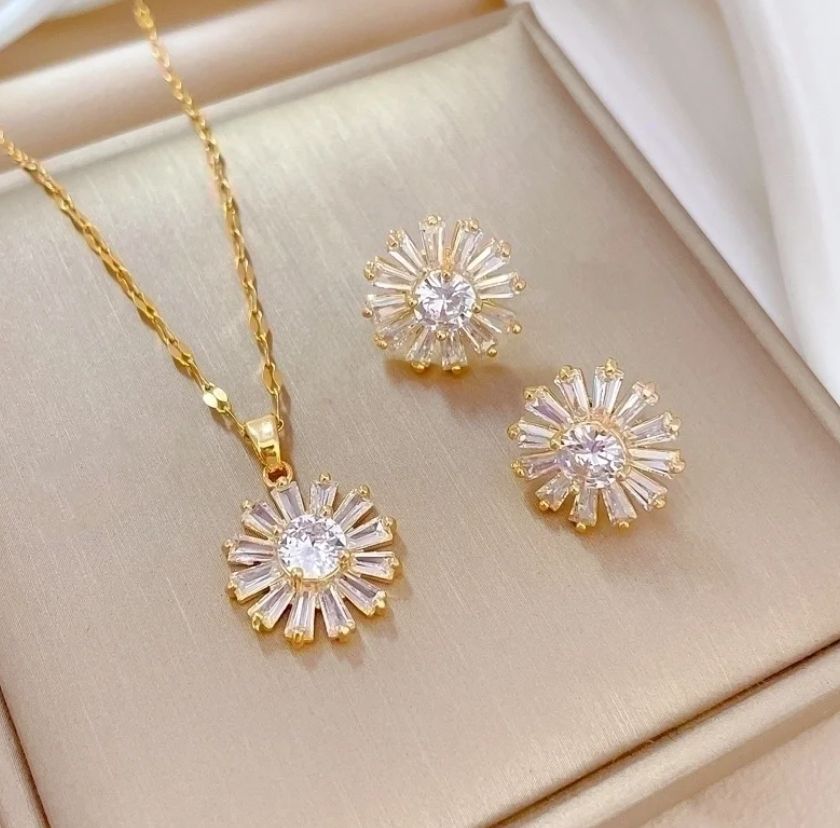 Flower Baguette Diamond Cut Earring and Necklace Set