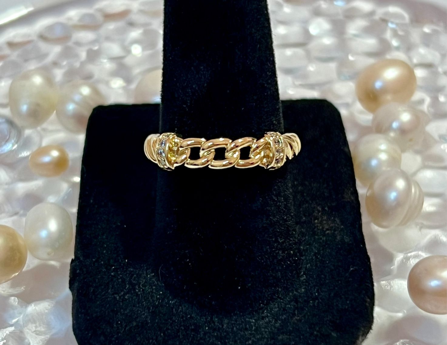 Cuban Link Diamond Studded Elegant Women's Twisted Ring