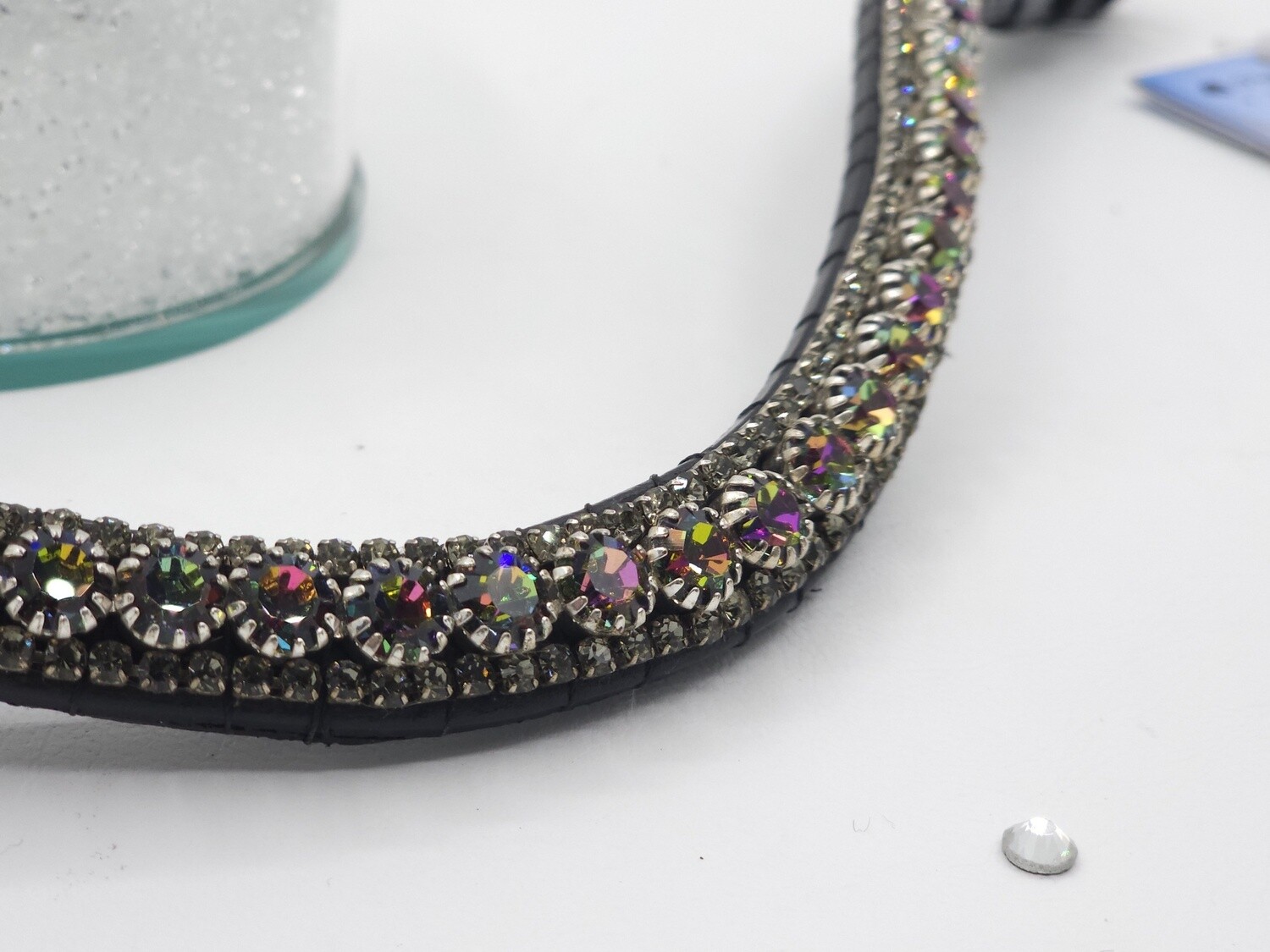 Crystal Vitrail Medium and Diamond Black 3 Row 40ss (center) PRECIOSA Glass Crystal Easy Snap On/Off – BLACK Leather Browband