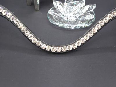 X-Deep U * 1 Row (8.5mm PRECIOSA Glass Crystal) * Easy On/Off Crystal Rivet Button Closure * BLACK or BROWN Italian Leather Browband *Clear Crystals X-Deep U * 1 Row (8.5mm PRECIOSA Glass Crystal) * Easy On/Off Crystal Rivet Button Closure * BLACK or BROWN Italian Leather Browband *Clear Crystals