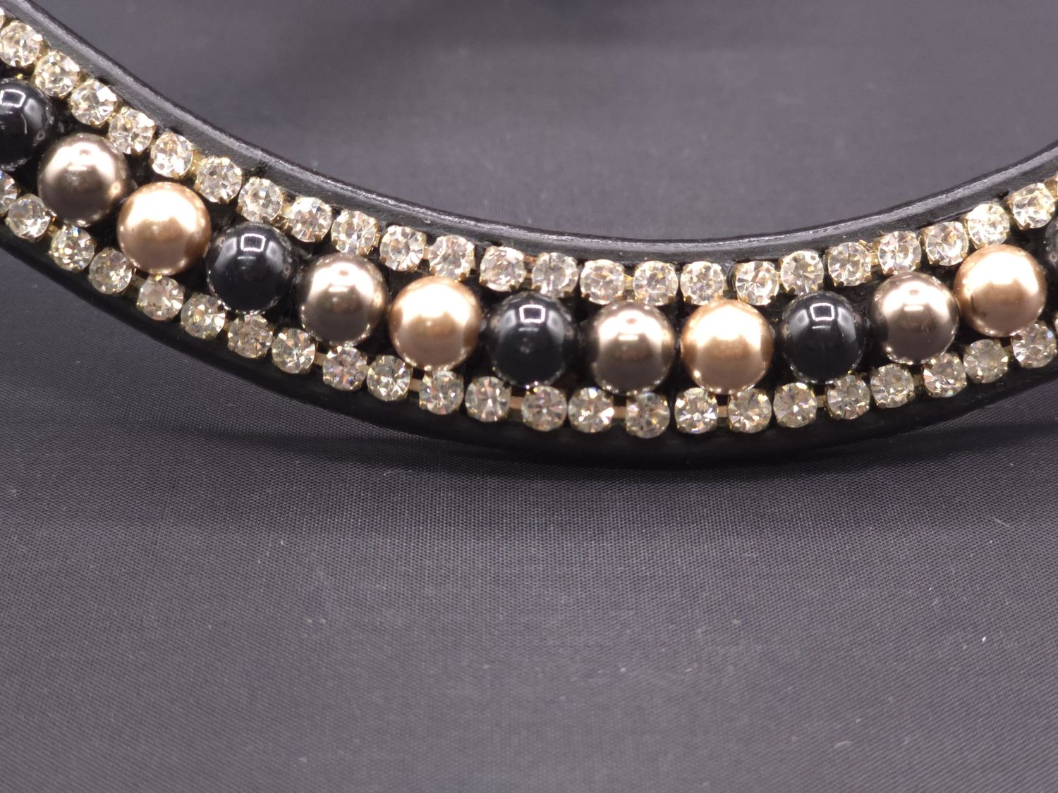 3 Row (8mm Austrian Pearl, 4mm Glass Crystal) * Easy On/Off Crystal Rivet Button Closure * BLACK or BROWN Leather Browband *Bronze, Brown, Jet Black Pearl, Crear Crystal Edge 3 Row (8mm Austrian Pearl, 4mm Glass Crystal) * Easy On/Off Crystal Rivet Button Closure * BLACK or BROWN Leather Browband *Bronze, Brown, Jet Black Pearl, Crear Crystal Edge