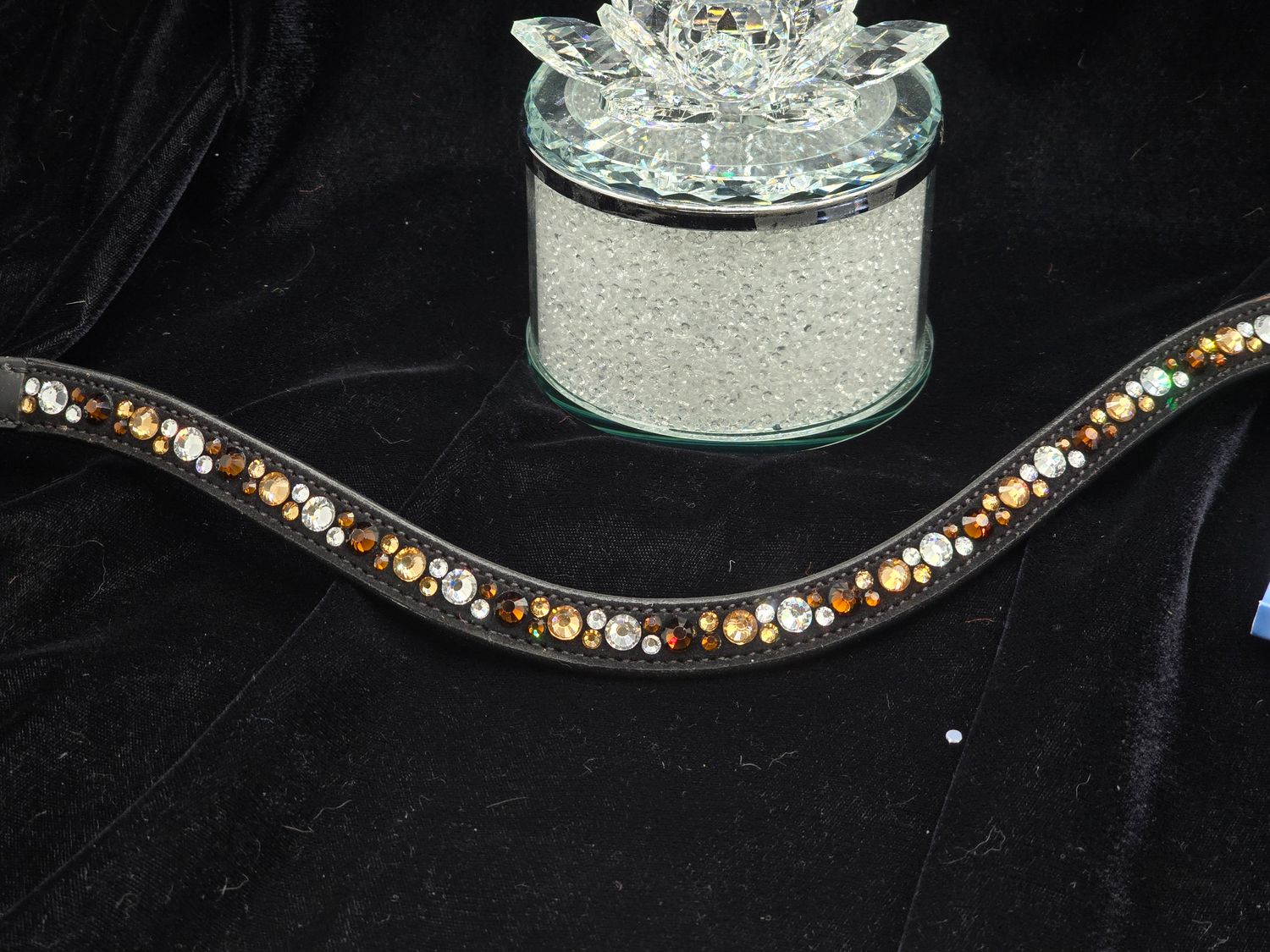 Med. U Mix Pattern (7/4mm ARIANA “NO SNAG Secure-Stitch" Hot Fix Glass Crystal) * Easy On/Off Crystal Rivet Button Closure   * BLACK or BROWN Leather Browband  *Mocha, Topaz &amp; Clear  2K