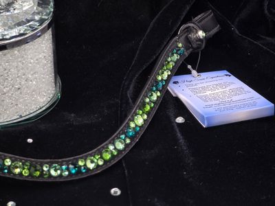 Med. U Mix Pattern (7mm, 4mm ARIANA “NO SNAG Secure-Stitch" Hot Fix Glass Crystal) * Easy On/Off Crystal Rivet Button Closure * BLACK or BROWN Leather Browband *Ernite, Turmaline & Fern Green Med. U Mix Pattern (7mm, 4mm ARIANA “NO SNAG Secure-Stitch" Hot Fix Glass Crystal) * Easy On/Off Crystal Rivet Button Closure * BLACK or BROWN Leather Browband *Ernite, Turmaline & Fern Green