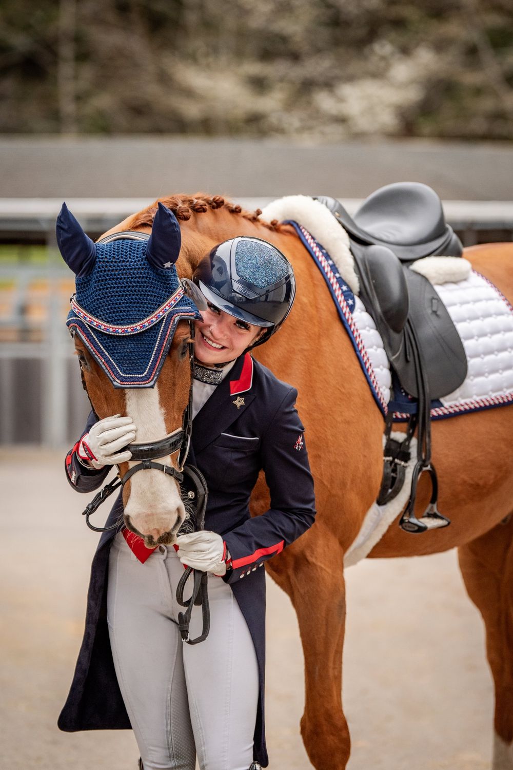 X-Deep U  *  5 Row (6.5mm, 3mm Size PRECIOSA Glass Crystal)  * Easy On/Off Crystal Rivet Button Closure  * BLACK or BROWN Italian Leather Browband    * Red, White and Blue Crystals