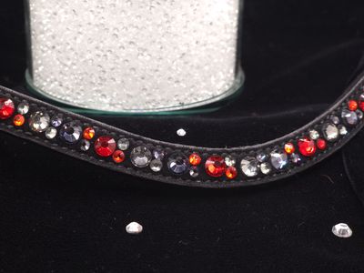 X-Deep U * Mix Pattern (7mm, 4mm ARIANA “NO SNAG-Secure Stitch" Hot Fix Glass Crystal) * Easy On/Off Snap * BLACK or BROWN Italian Leather Browband *Siam, Graphite, Black Diam Crystals X-Deep U * Mix Pattern (7mm, 4mm ARIANA “NO SNAG-Secure Stitch" Hot Fix Glass Crystal) * Easy On/Off Snap * BLACK or BROWN Italian Leather Browband *Siam, Graphite, Black Diam Crystals