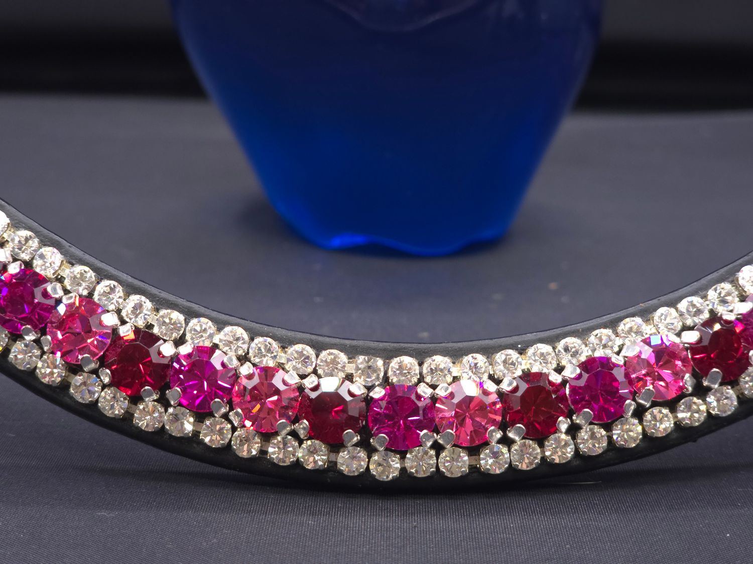 Med. U Shape 3 Row 8.5/4m PRECIOSA Glass Crystal)   * Easy On/Off Crystal Rivet Button Closure   *  BLACK or BROWN Leather Browband  *(PINK) Rose, Fuschia, Ruby &amp; Clear