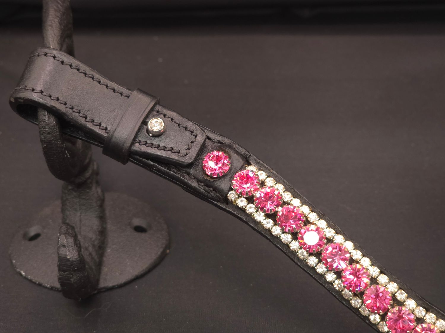 Rose Pink Clear Edges 40s/12s Med. U Shape 1 Row (8.5m PRECIOSA Glass Crystal)   * Easy On/Off Crystal Rivet Button Closure   *  BLACK Leather