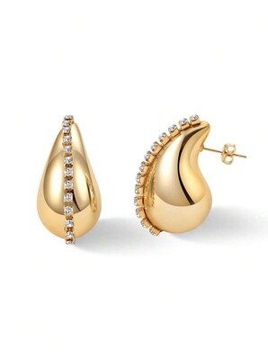 Tear drop Rhinestone earrings