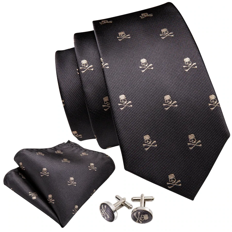 Skulls &amp; Bones Cufflink Set