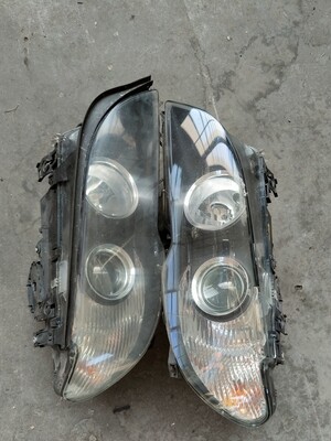 FANALI ANTERIORI BMW E46 