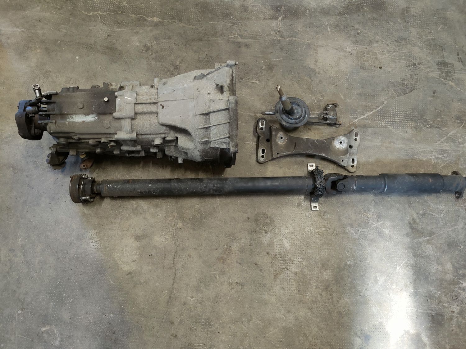 BMW 330i E46 CAMBIO ZF GS6-37BZ MANUAL GEARBOX 6 SPEED CONVERSION KIT